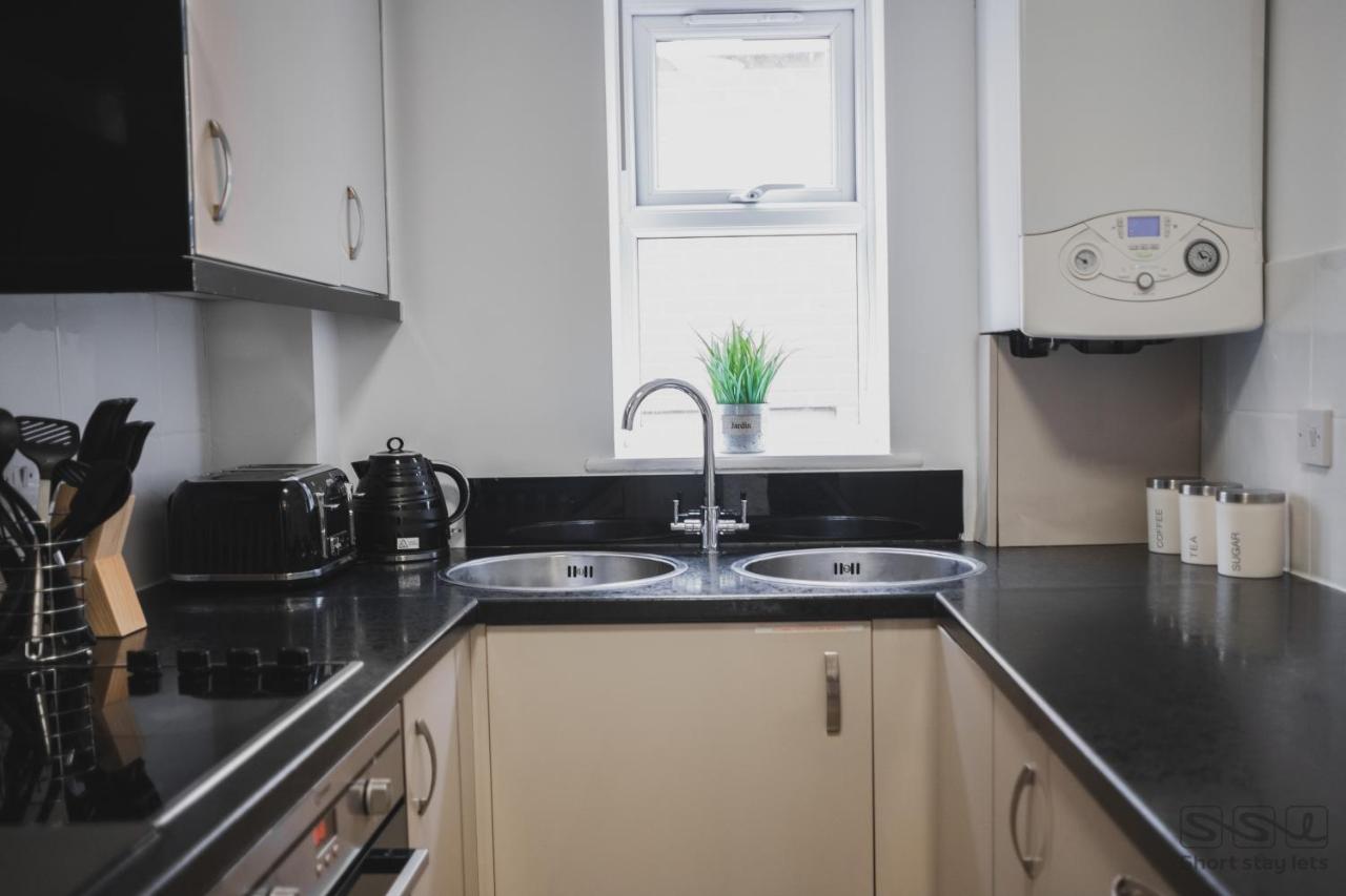 Manor Apartments Борнмут Экстерьер фото