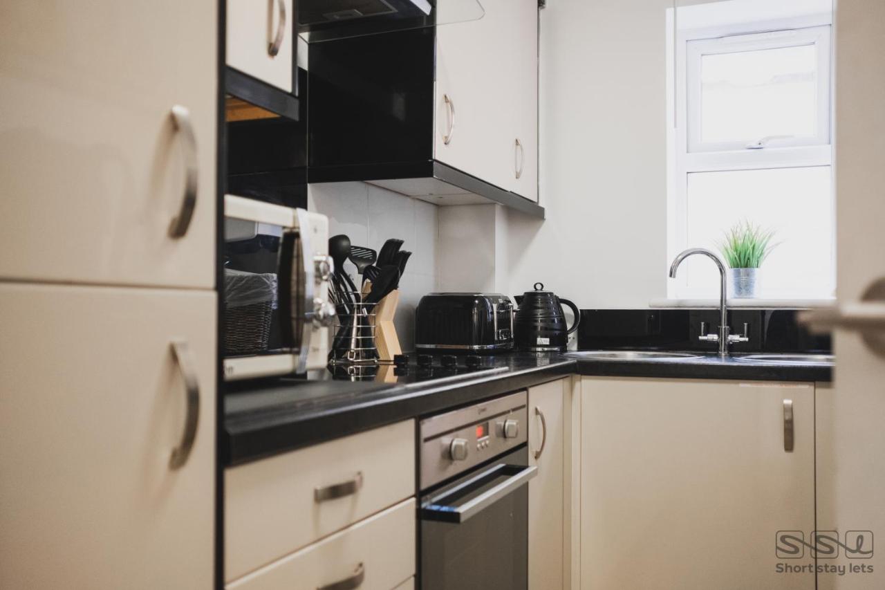 Manor Apartments Борнмут Экстерьер фото